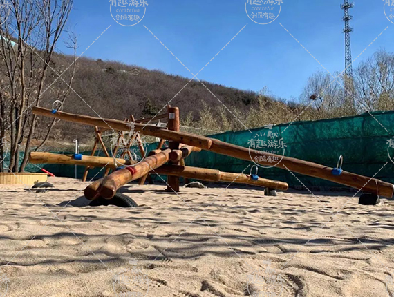 �����E�E��